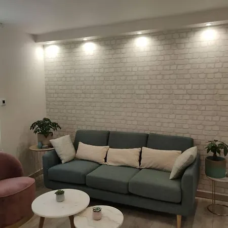 Appartement Cosy Proche Cdg Et Toutes Commodites